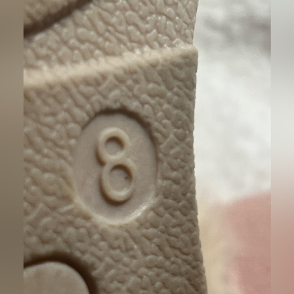 Pre-Owned Suede & Faux Fur Boots - Picture 9 of 10